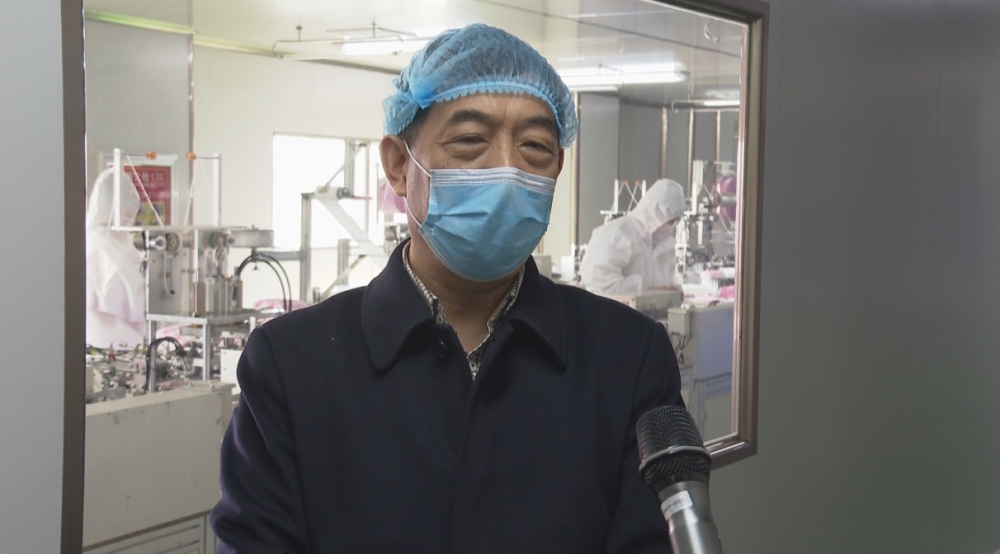 鄭州市醫用口罩日產能達230萬只。疫情就是命令，防控就是責任。